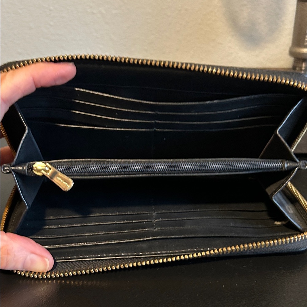 Coach Signature Brown and Black Zip Wallet - Picture 8 of 12